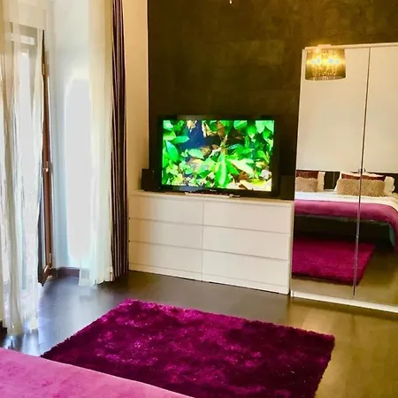Big Luxury Room With River And Mountain View *